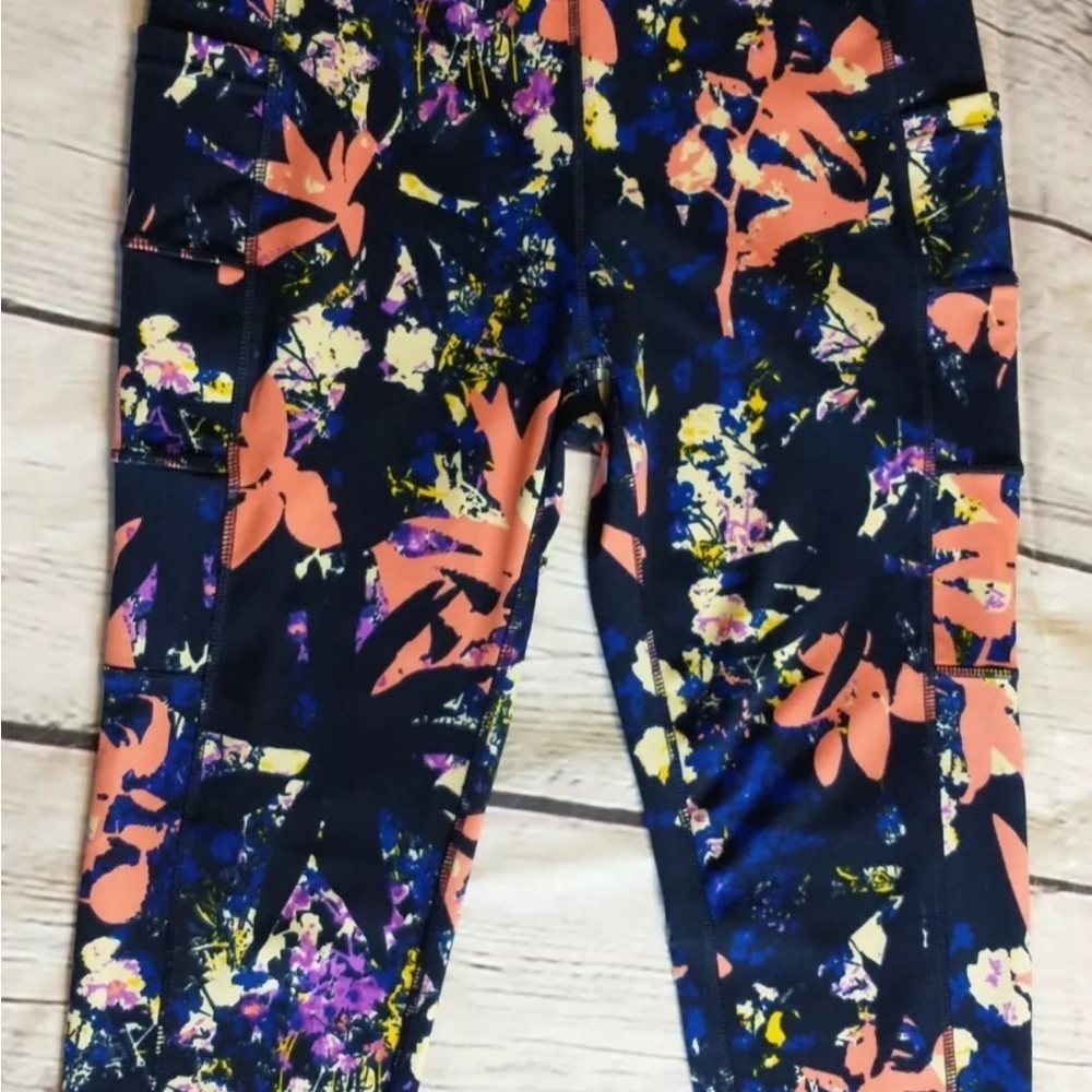 POP Fit Dark Blue Leggings with Floral Accents and Nike purple Shirt - Picture 5 of 7